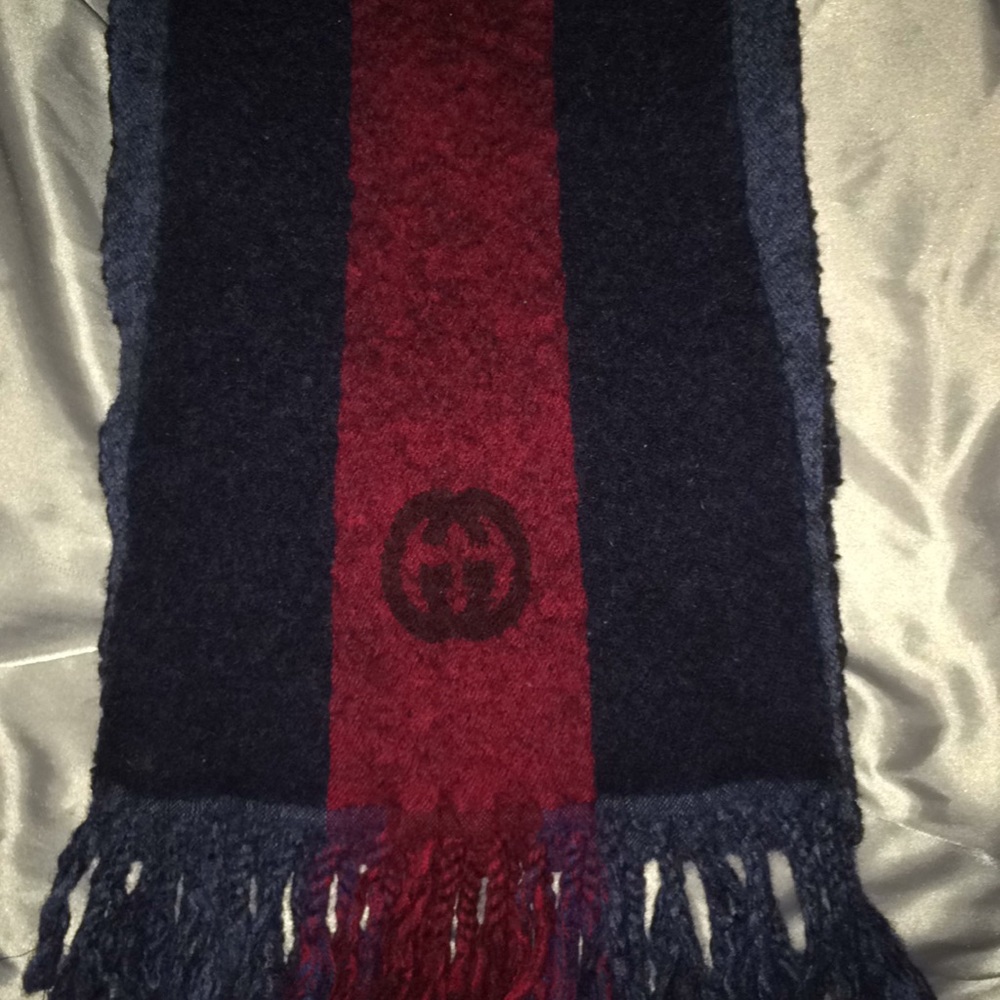 Gucci cashmere scarf